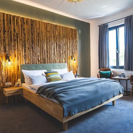 Boutique Hotel Landhauszeit Бад-Мюнстерайфель Экстерьер фото